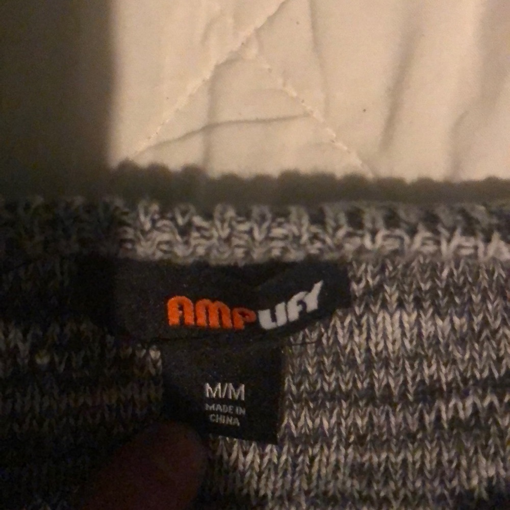 Amplify sweater - Picture 2 of 2